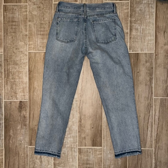 Old Navy straight distressed jeans - Picture 3 of 3